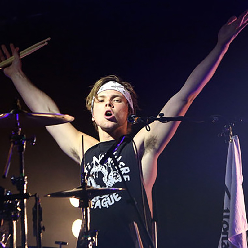 Ashton Irving