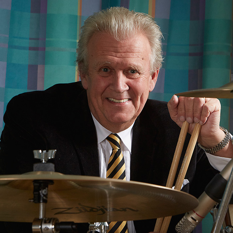 Gilson Lavis